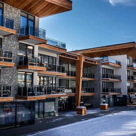 Helen C317 Hrebienok דירה *